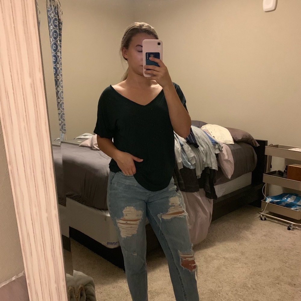 Emerald tee